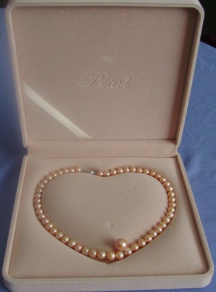 Pink Fresh Water Pearl Necklace